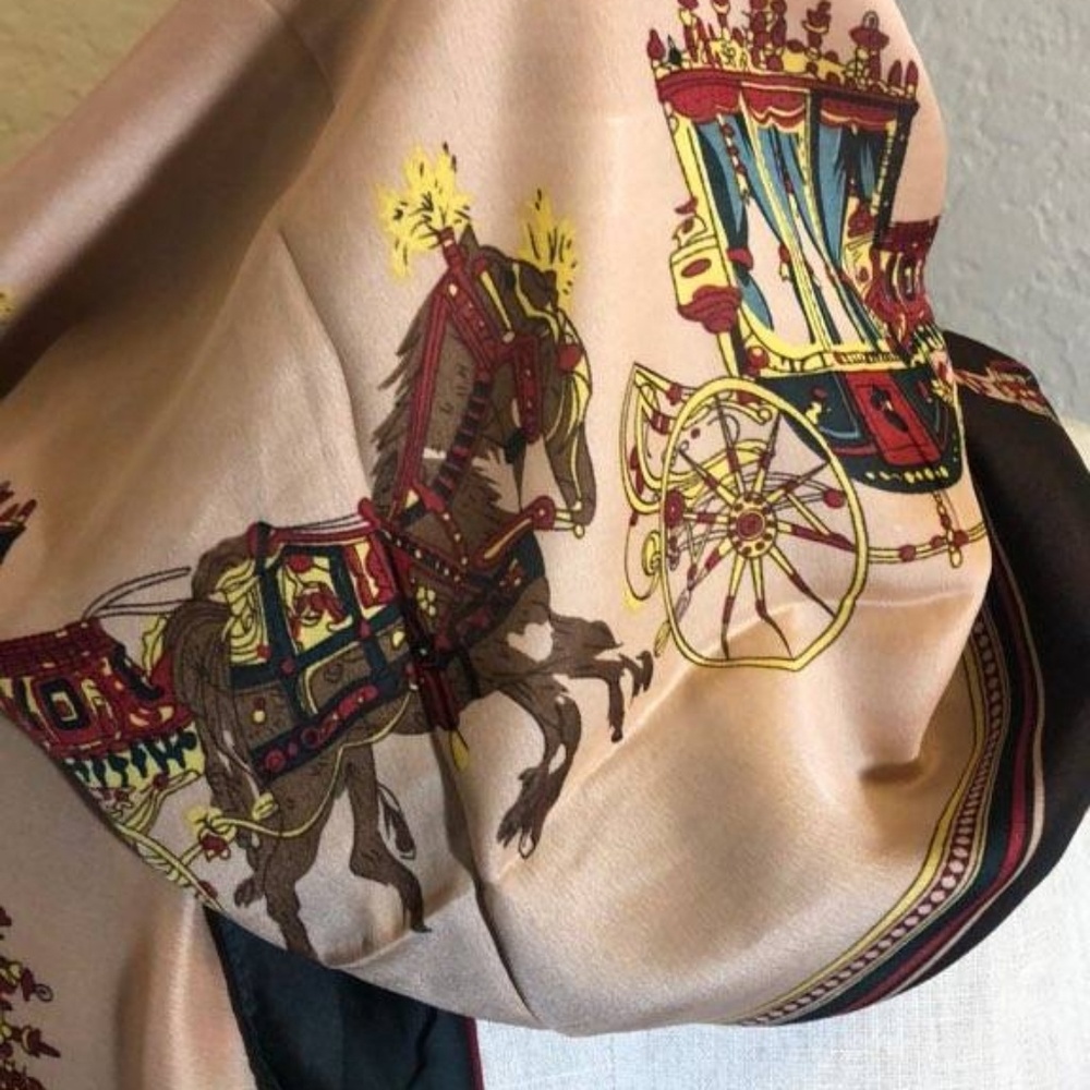 Hermes Shawl